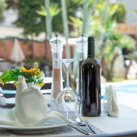 Hotel Dyrrah Драч Екстериор снимка